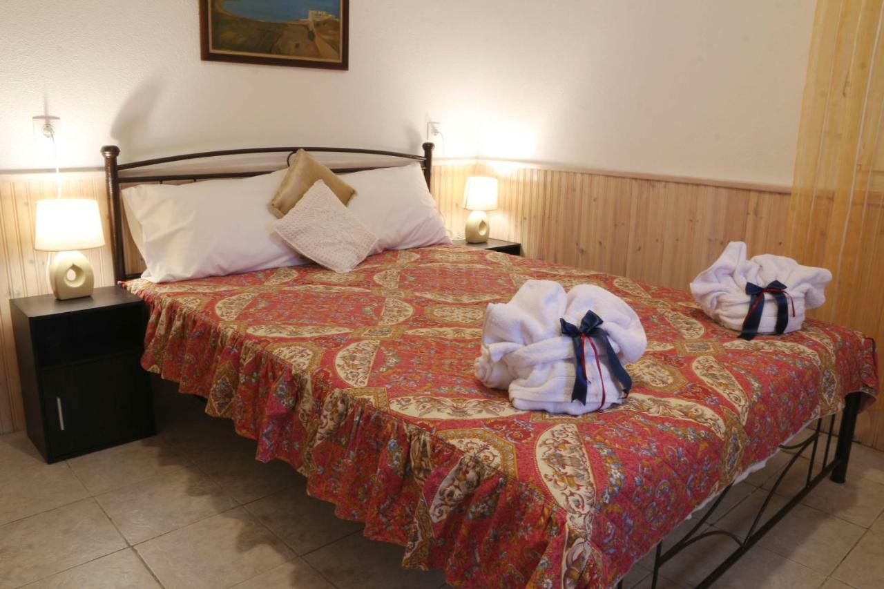 Villa Polianthi Seaside House à Marathos  Extérieur photo